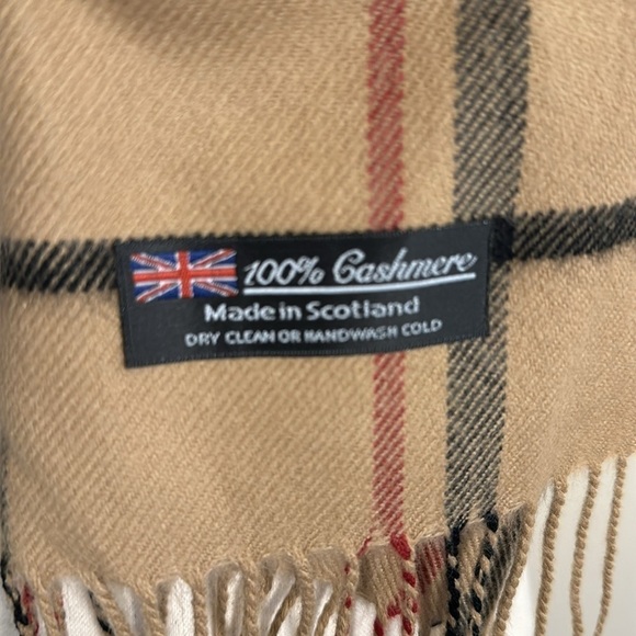 Plaid 100% Cashmere Scarf with Fringe Unisex Tan,Black,Red Quiet Luxury Preppy - Picture 7 of 7